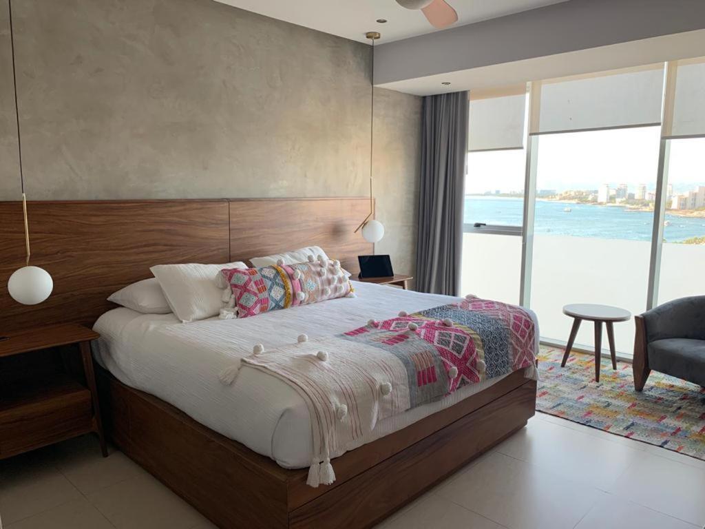Peninsula Vallarta , Departamentos Piso 8 Y 10 Hacia El Mar プエルトバラータ エクステリア 写真